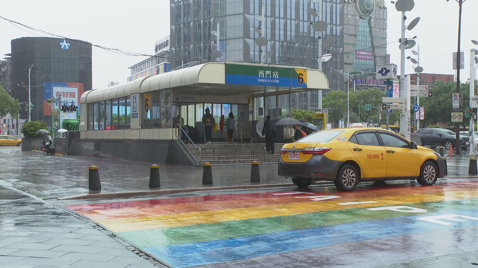 低壓帶+西南風影響　全台各地留意短延時強降雨's story cover image