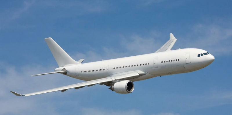 紐約機場「客機撞消防車」2機師慘死！　飛機斷兩截、41人急送醫