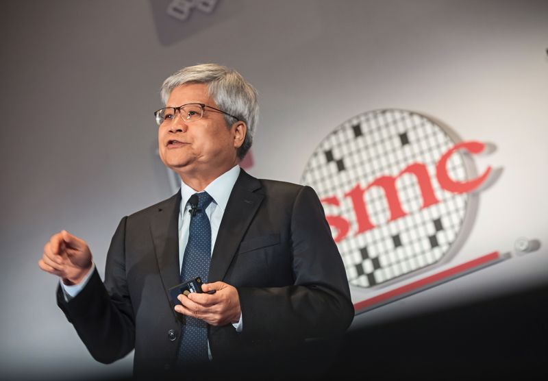 台積電法說會1／史上最甜首季獲利每股賺22元　魏哲家上修全年財測's OG Image