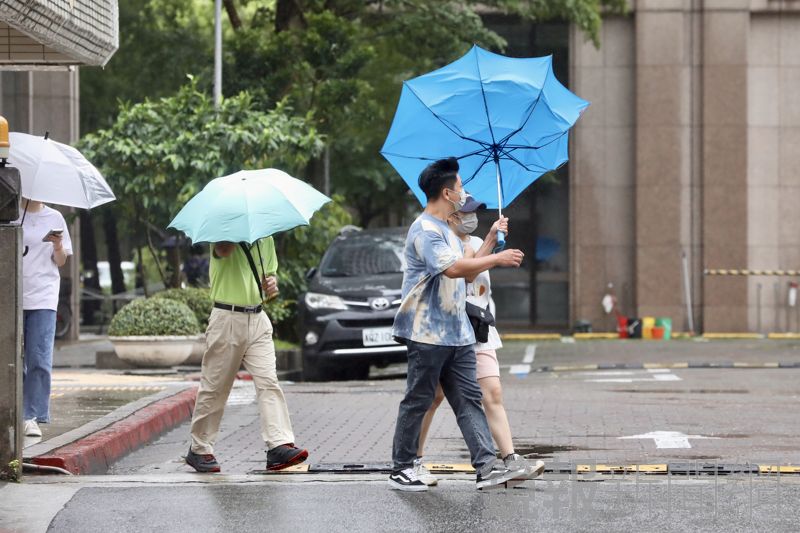鋒面逼近變天！今午後防雷雨　週六雨區擴大降溫有感's OG Image