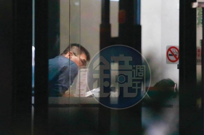 趙建銘薄情揭密／陳幸妤控「獄友小三」！16年女病患怒發聲揭真實職業打臉：我已婚有小孩　加碼爆貸款早結清's story cover image