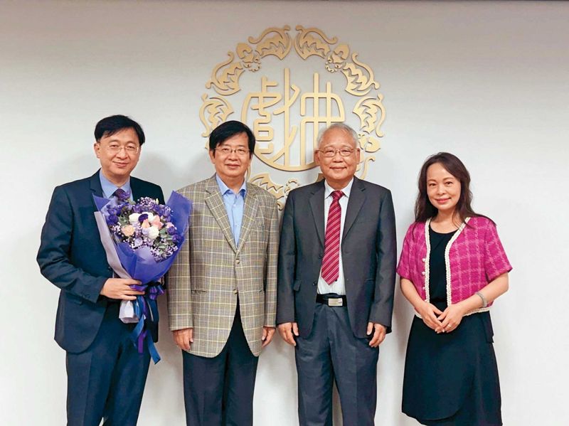 名校宮鬥前主播／敖國珠不忍了！怒批臺灣戲曲學院聲明「全屬虛構」　揭校方終止契約法律矛盾