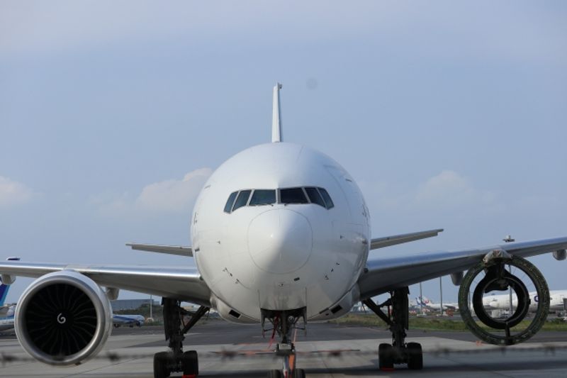 美伊戰火衝擊航班！旅遊升級紅色警示　易遊網「符合情況」機票、訂房可免費退