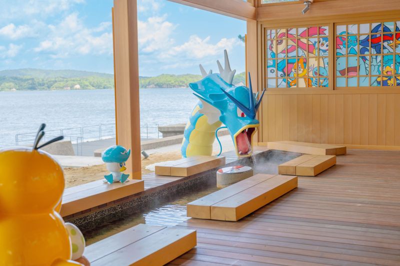 暴鯉龍噴出療癒泉水！　日本和倉溫泉「寶可夢足湯」華麗重生's story cover image