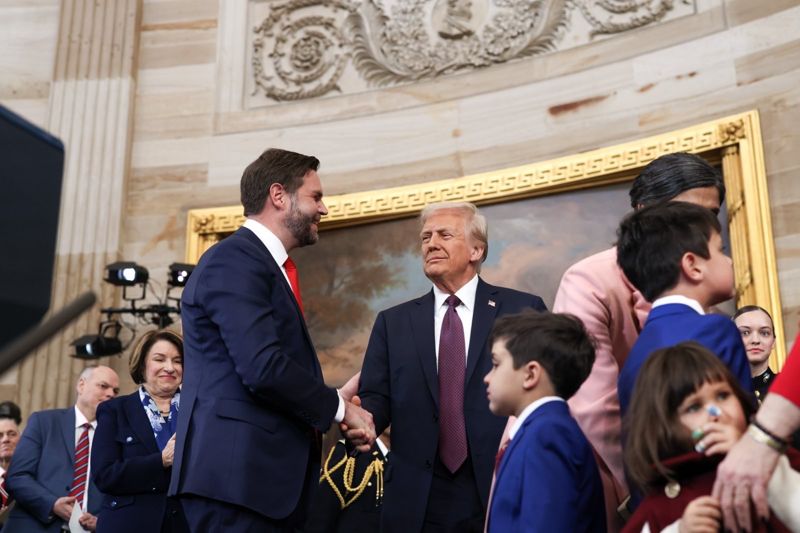 川普就職演說向DEI說掰掰、美墨邊境派兵　美國火速退出巴黎氣候協定's OG Image