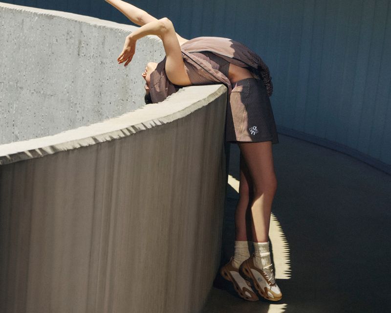 LOEWE × ON全新Cloudsolo運動鞋快點跟上　本季不能少了這一雙's story cover image