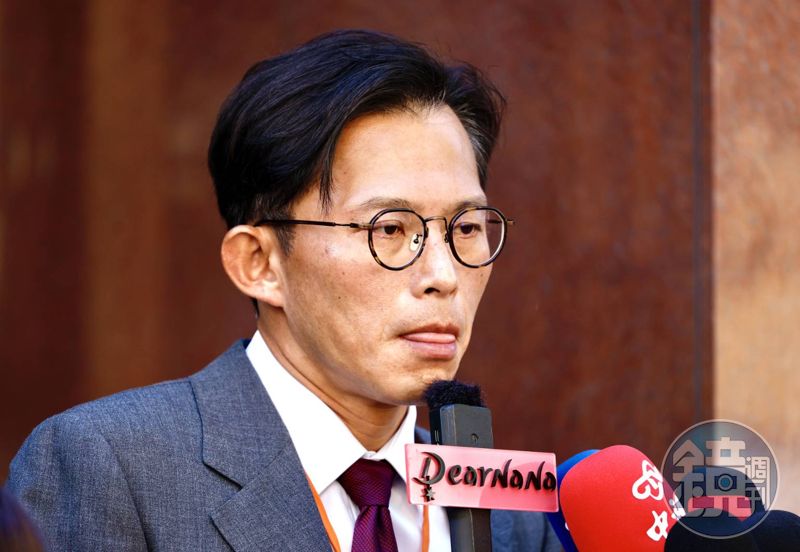 黃國昌遭爆養狗仔跟監　資深媒體人嗆無恥政客：每句話都必須以謊言看待's OG Image