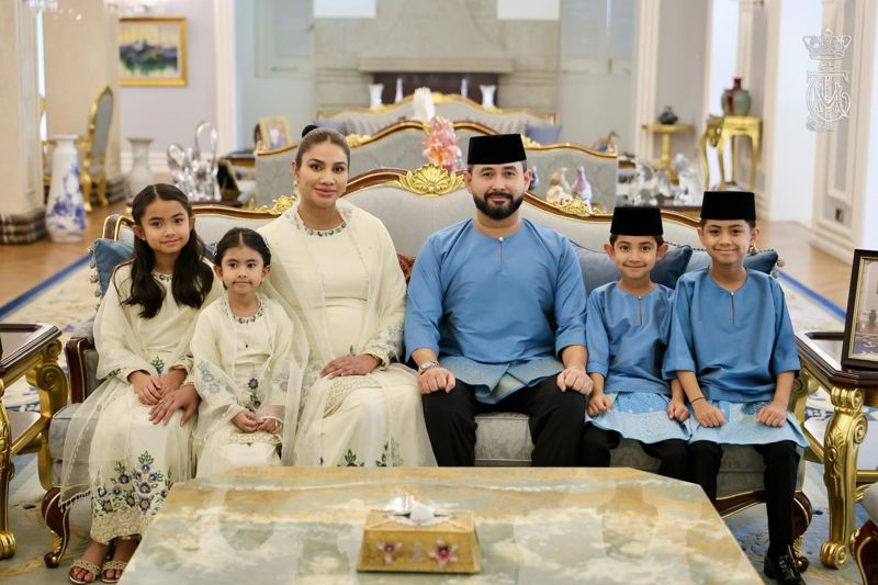 「身家1820億」馬來西亞王室傳喜訊！柔佛王儲妃順產第5胎　元首喜迎第7孫