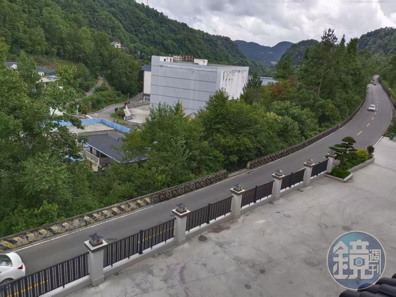 我在中國坐黑牢5／強姦犯香菸燙頭、拔毛跪瓶蓋　懲戒酷刑手法大公開's story cover image