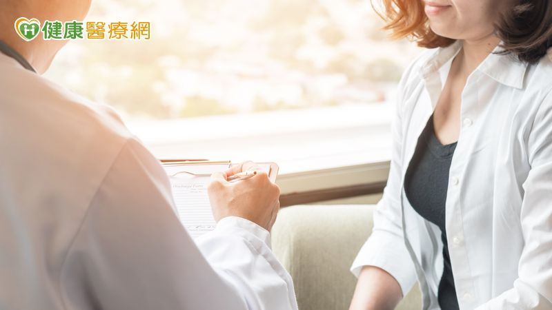 【2025外科醫學會年會】提升乳癌治療水準！台灣乳房醫學會展現成果　但「健康台灣」2點仍需努力