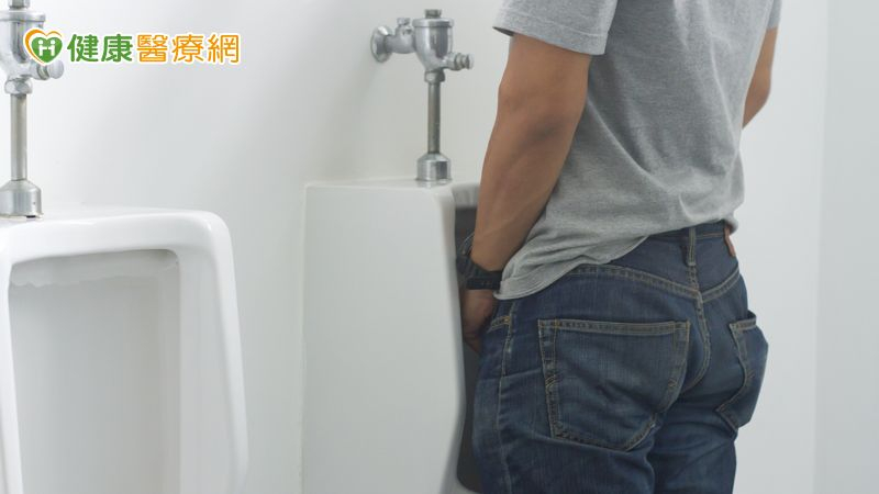 55歲男攝護腺肥大藥物副作用難忍！「微創治療」改善排尿又保住性功能's story cover image