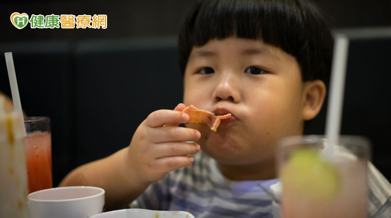 讓孩子吃了什麼？發現從出生至學齡前的肥胖與過敏風險因子！'s story cover image