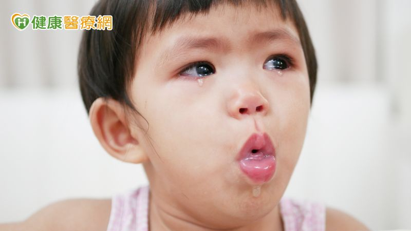 孩子不只有感冒才會久咳流鼻涕！醫提醒：慢性鼻竇炎勿輕忽's story cover image