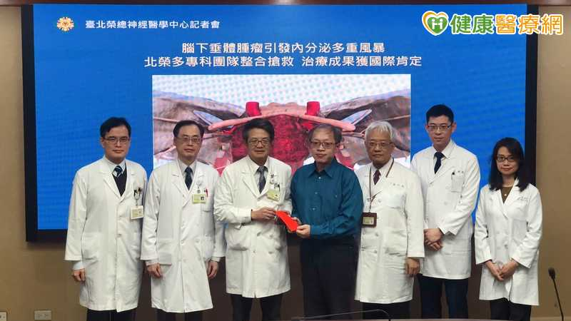 腦下垂體腫瘤掀「內分泌風暴」命懸一線　北榮多專科整合救回52歲男's story cover image