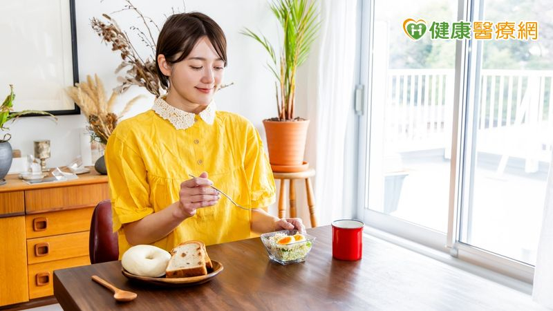 你有多久沒好好吃一頓飯？「慢下來」這件事也能改變人生's story cover image