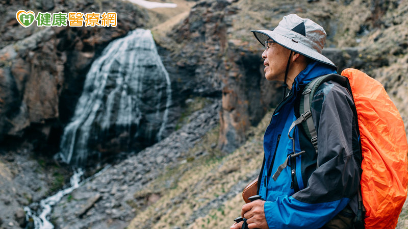 拇趾外翻近30度變回個位數！截骨矯正助重返登山活動's story cover image