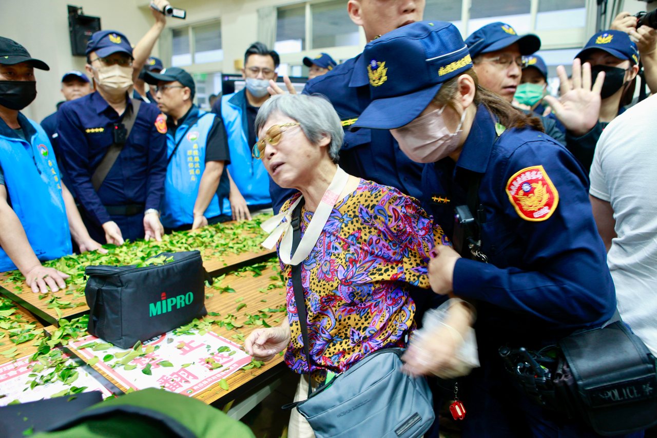 春茶時節的環評風暴，名間焚化爐開發衝突，民團控程序暴力，信任蕩然無存