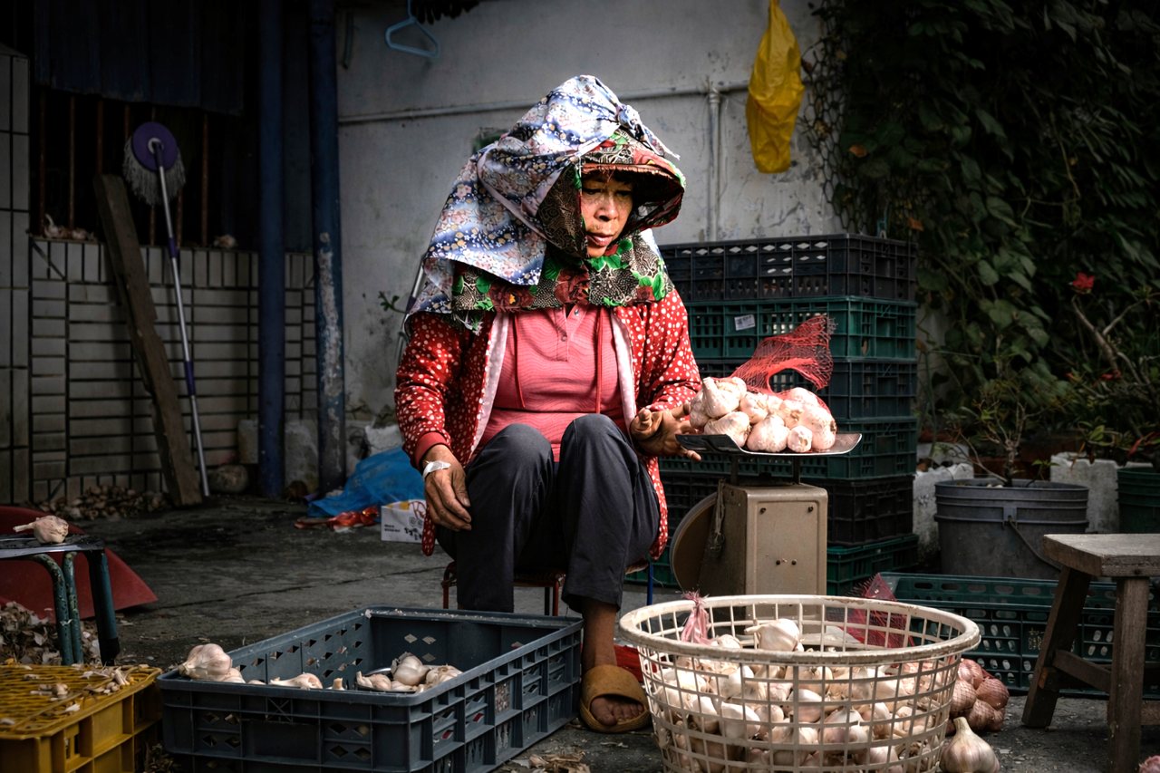一顆蒜頭的戰場》進口蒜低價競爭，濕蒜乾蒜市場博弈，政治介入複雜角力's OG Image