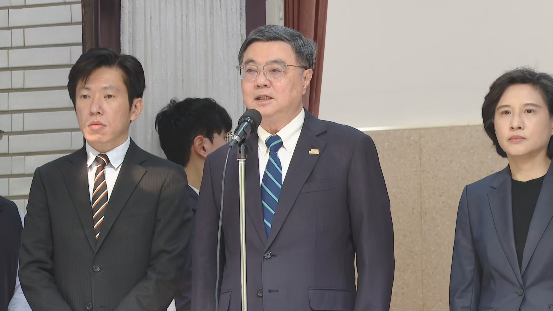 TPASS預算卡關藍市長急喊話 卓榮泰:盧秀燕也在等你們支持軍購's OG Image