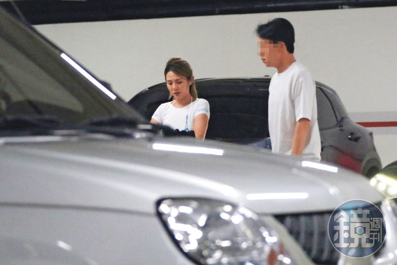 車吻人夫富二代2/富二代頻繁約會女鮪魚從BMW換到賓士 再爆另擁「愛的小窩」's OG Image