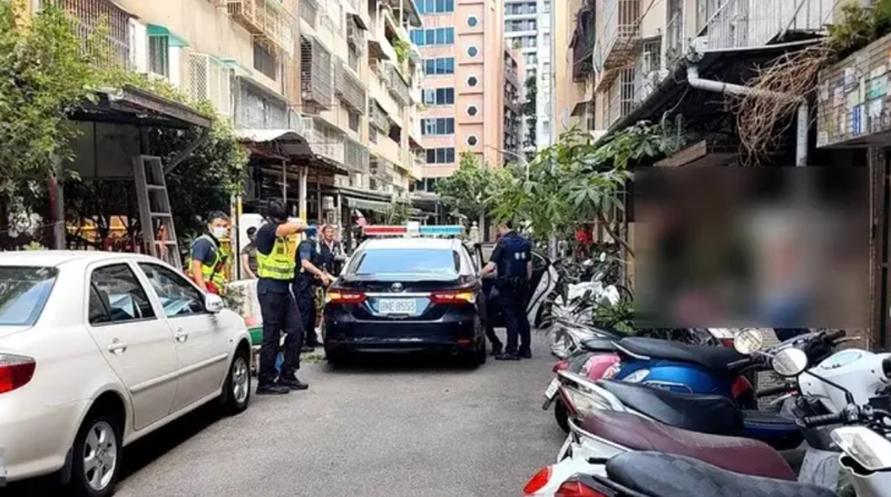 6樓拖血到1樓求救!鄰居勸架遭砍 台中情殺3人中刀送醫's OG Image