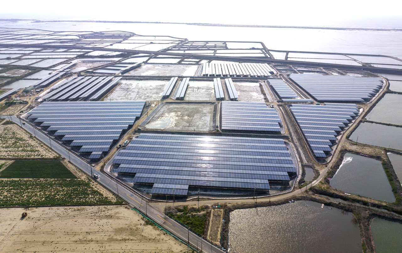 一紙審計部報告,揭開漁電共生秘密,沒養魚可售電,綠能淪套利金錢遊戲's OG Image